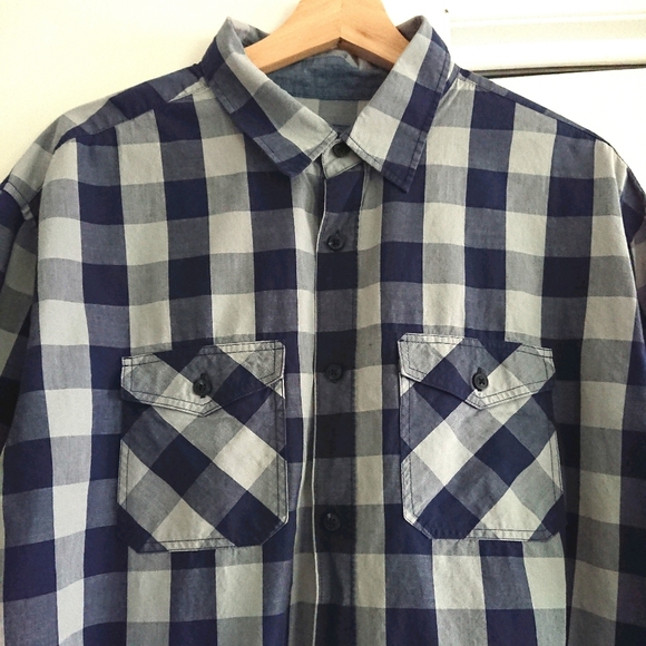 💖2/$15💖 Haggar Navy Big Check Plaid Button-Down Shirt - Picture 3 of 5